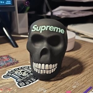Supreme Black Skull Decor